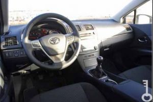 [1_300] Avensis-muszerfal.jpg