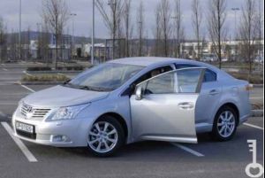 [2_300] ToyotaAvensis3.jpg