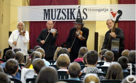 [3_960] Muzsikas2.jpg