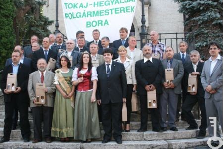[0_960] Polgarmesterek.jpg