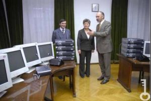 [366_1_300.jpg] Szamitogepek.jpg