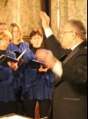 Csak csendben, hogy �jf�lkor zengjen! 