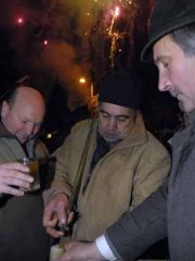 [394_8_180.jpg] Hatar2.jpg