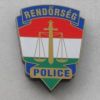 A rendőrségről kilépve lopott